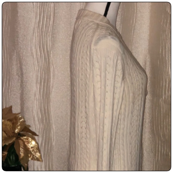 Ann Taylor LOFT Soft Cable Knit Sweater - Picture 3 of 4